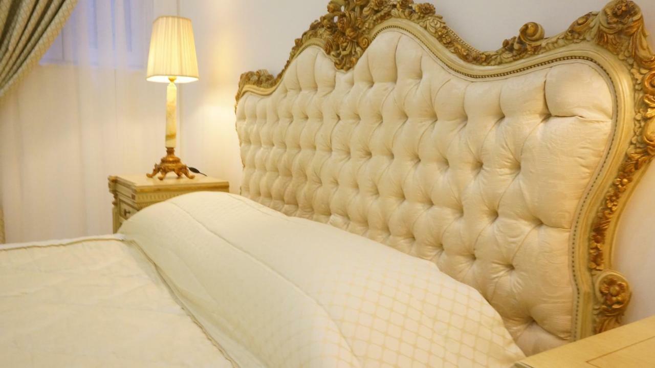 Apartment Ivory