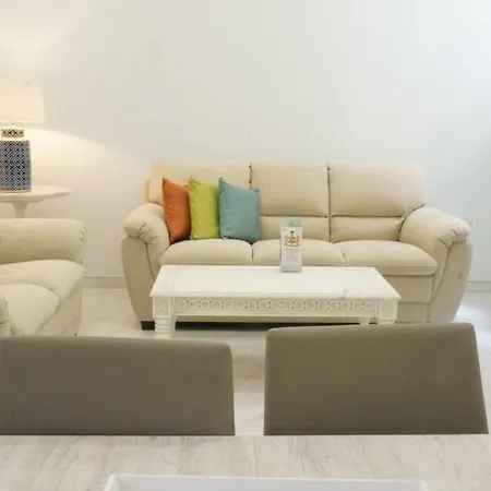 Ivory Suite La Valette Extérieur photo